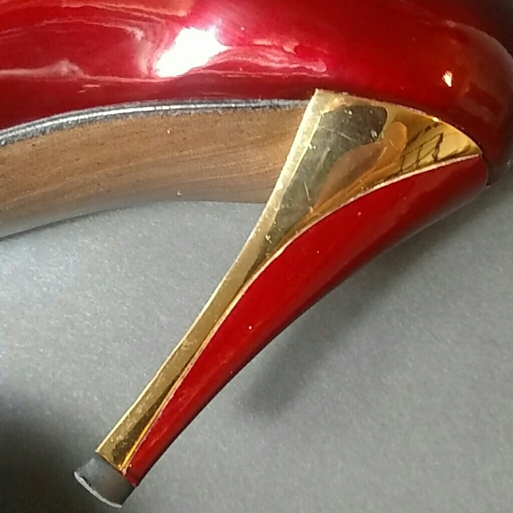 Stuart Weitzman Dark Red with Gold Buckle Heels - Picture 7 of 8